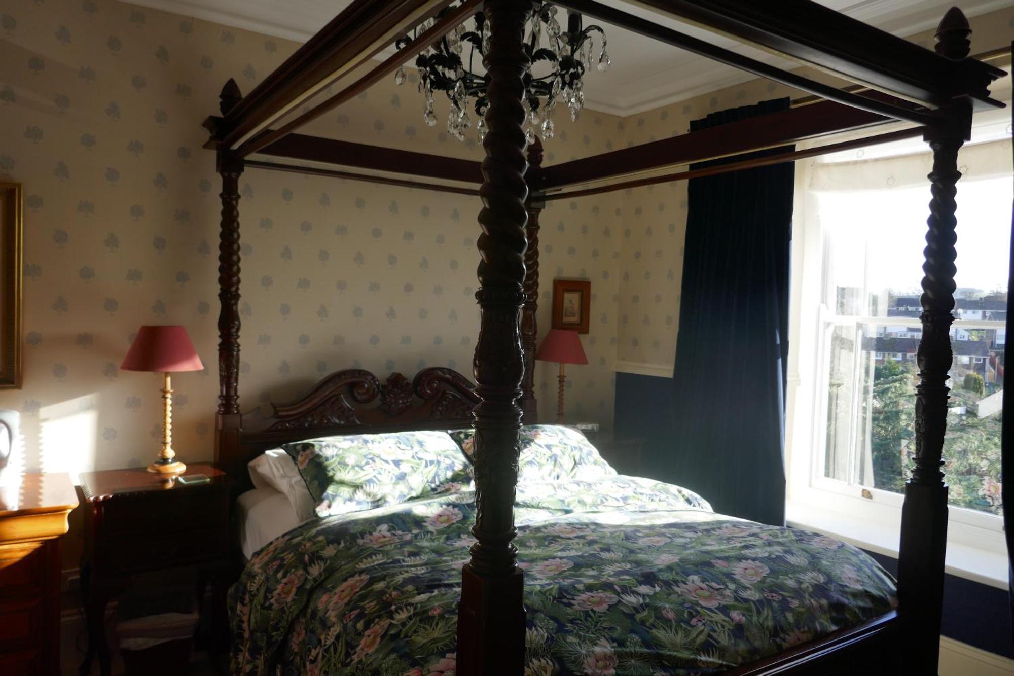 Kerrington House Hotel Аксминстър Екстериор снимка