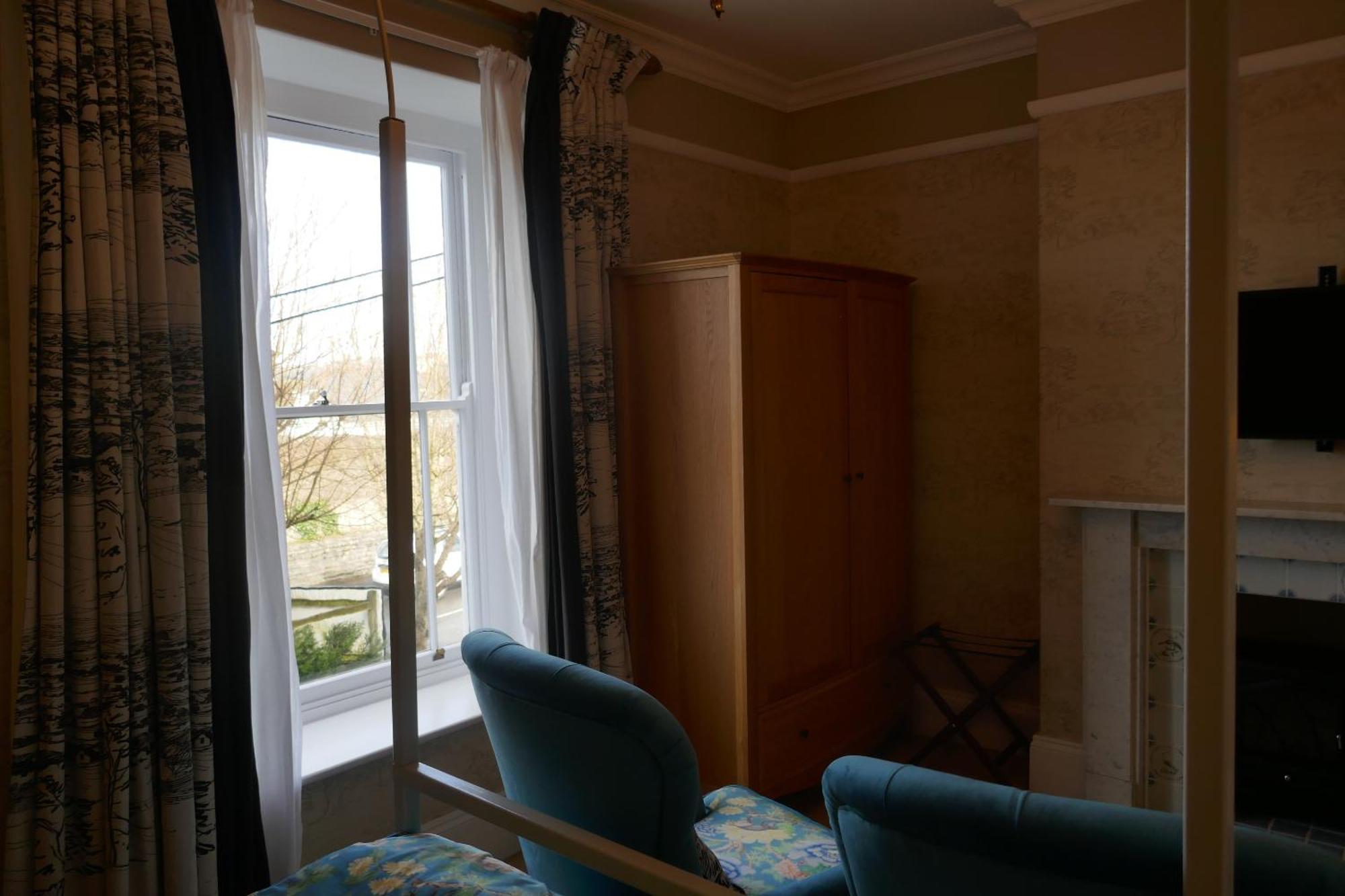 Kerrington House Hotel Аксминстър Екстериор снимка