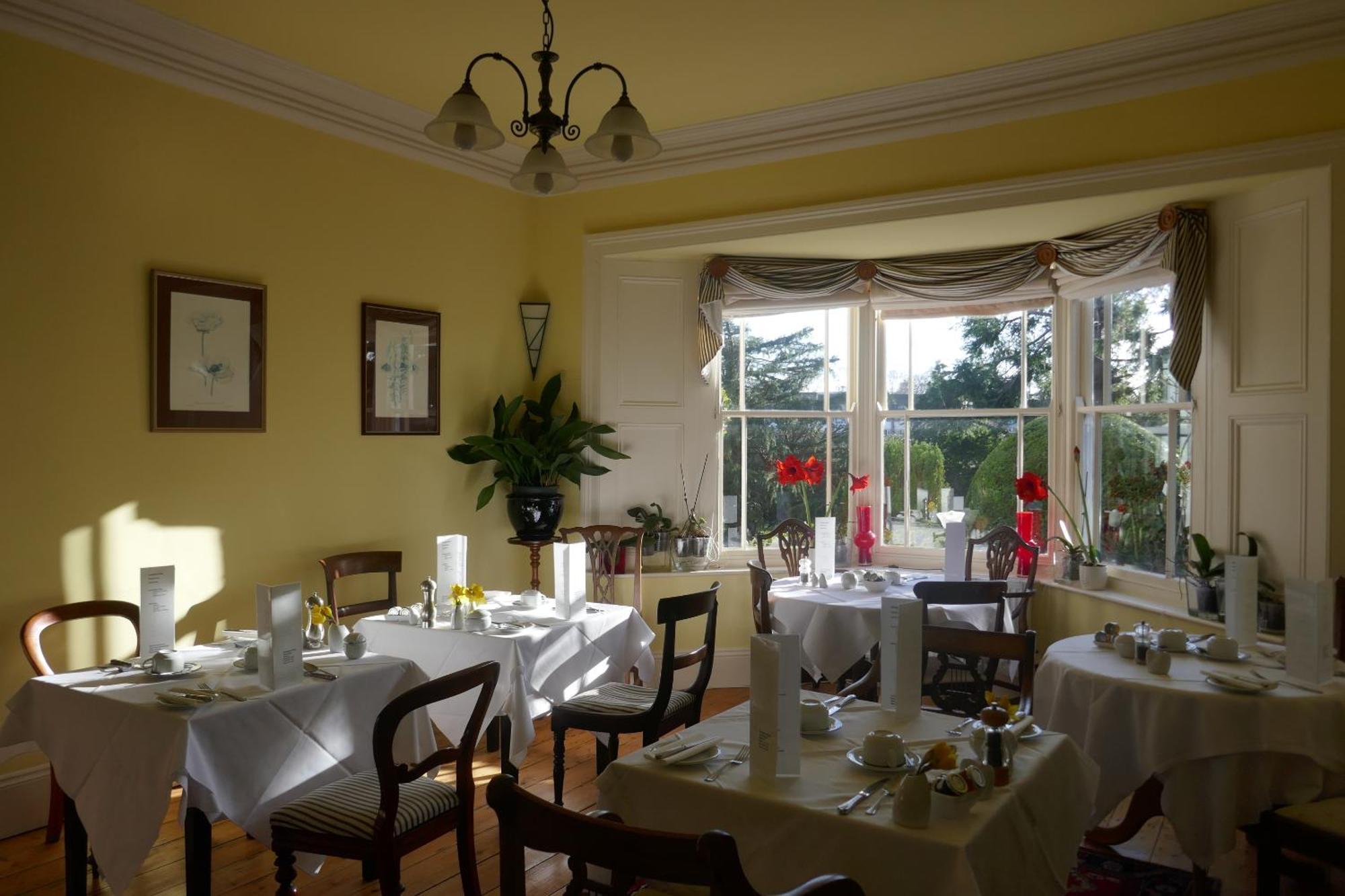 Kerrington House Hotel Аксминстър Екстериор снимка