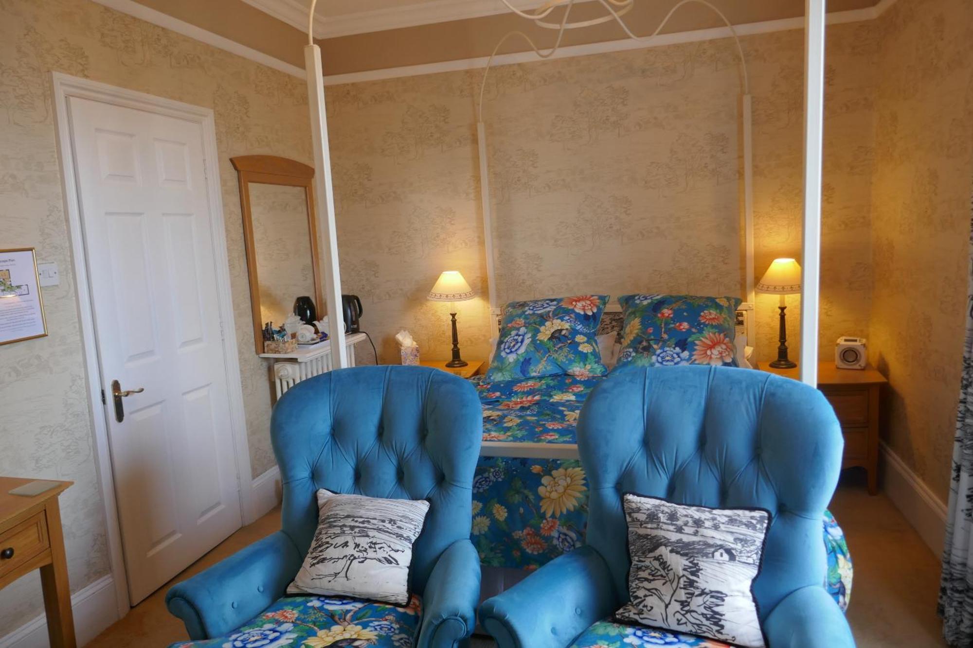 Kerrington House Hotel Аксминстър Екстериор снимка
